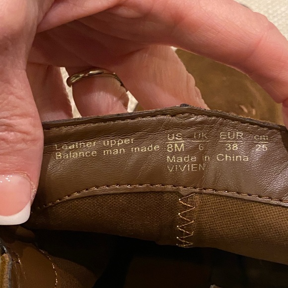 Carlos Vivian Brown Western Suede Bootie w Floral Embroidering / Size 8 - Picture 11 of 11